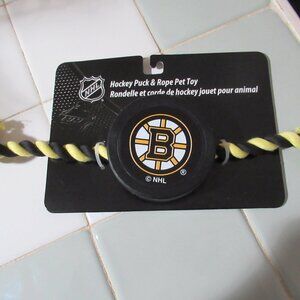 Pets First Tug Toy Hockey Puck Rope Bruins New in Package